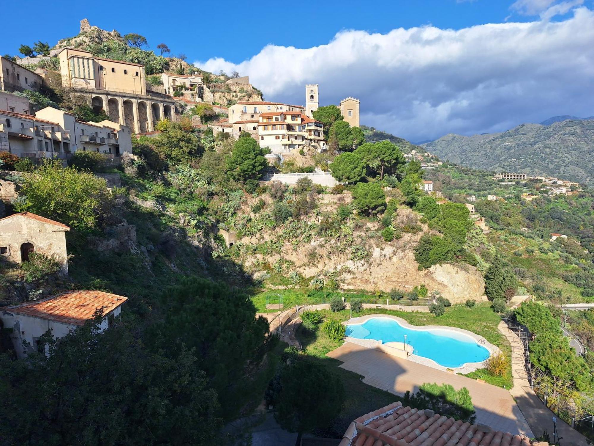 A Casa Da Nonna Brasa Holiday Home Savoca Exteriör bild